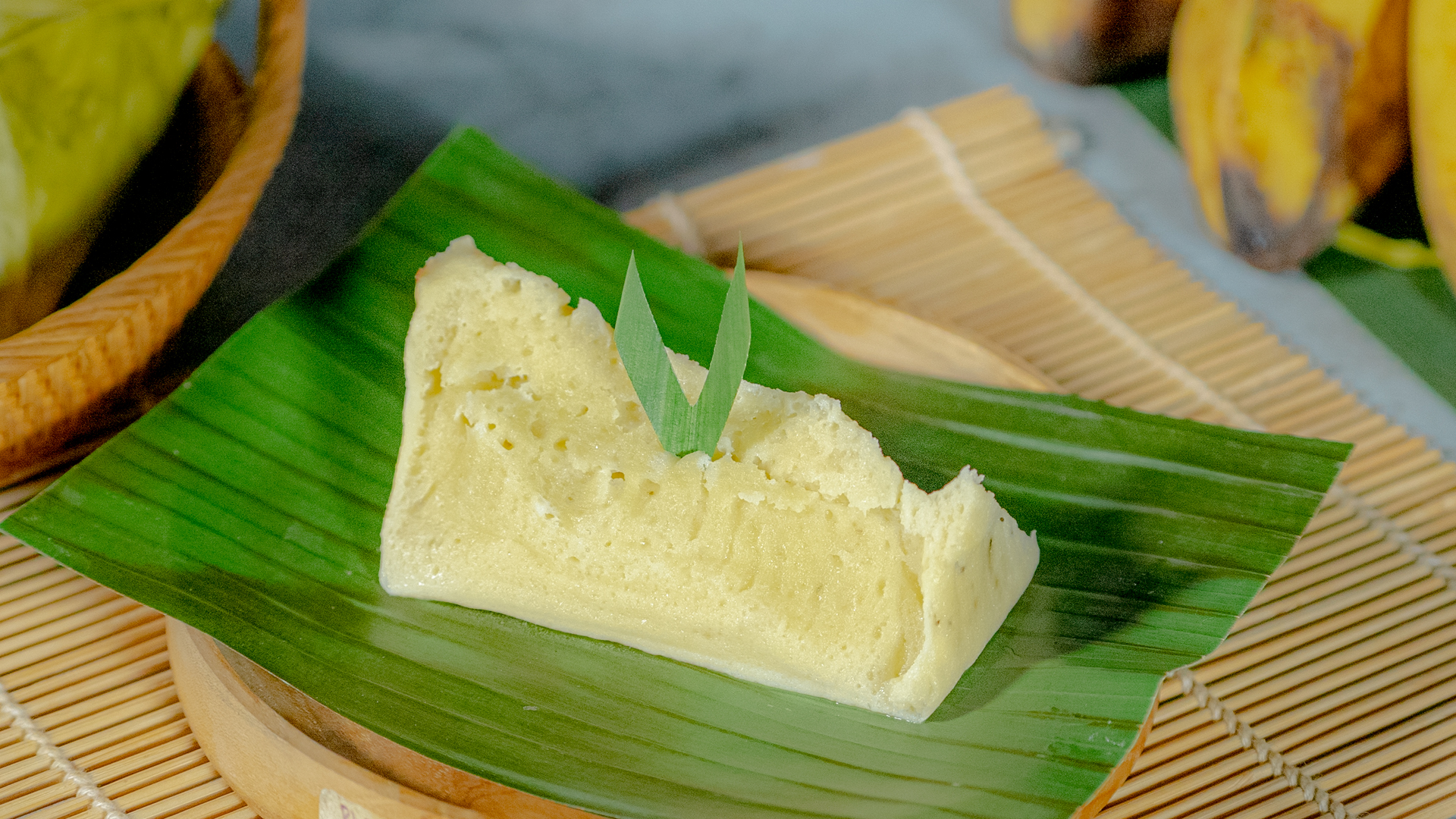 You are currently viewing Barongko: Cerita, Cita Rasa, dan Cara Membuat Kue Pisang Khas Bugis yang Bikin Kangen Rumah