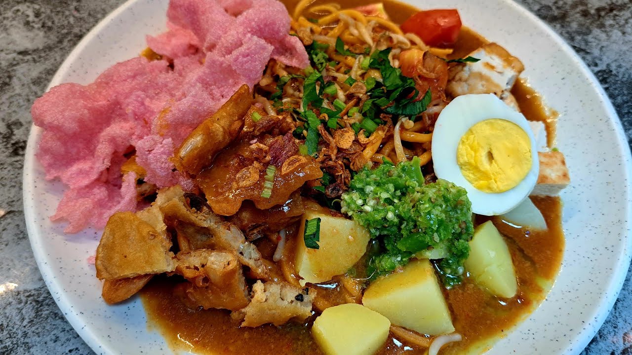 You are currently viewing Mie Rebus Medan: Rahasia Kenikmatan Kuliner Legendaris yang Bikin Ketagihan