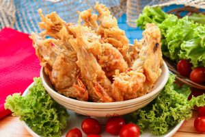 Read more about the article Udang Goreng Berbumbu: Kelezatan Renyah yang Selalu Bikin Nagih