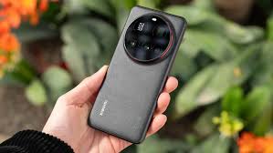 Read more about the article Xiaomi 16 Ultra: Smartphone Flagship Premium dengan Kamera Profesional dan Performa Gahar