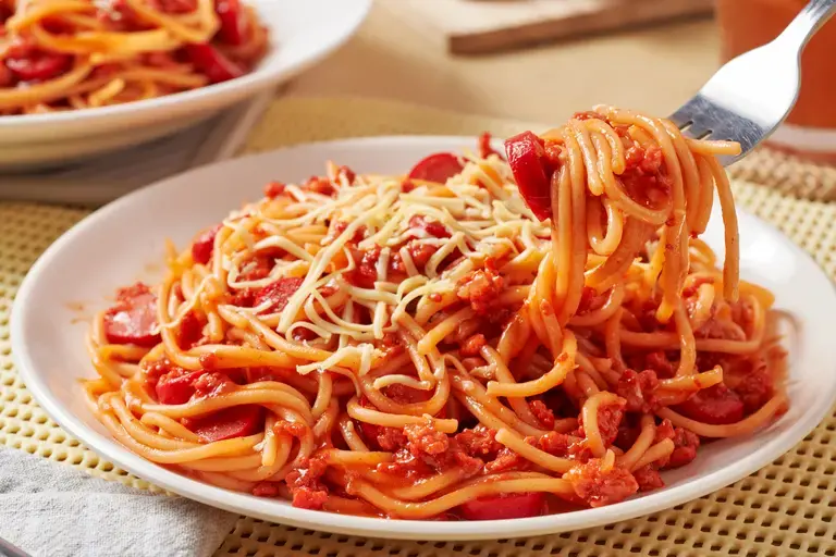 You are currently viewing Spaghetti dan Cerita di Balik Sepiring Kenangan yang Menggugah Selera