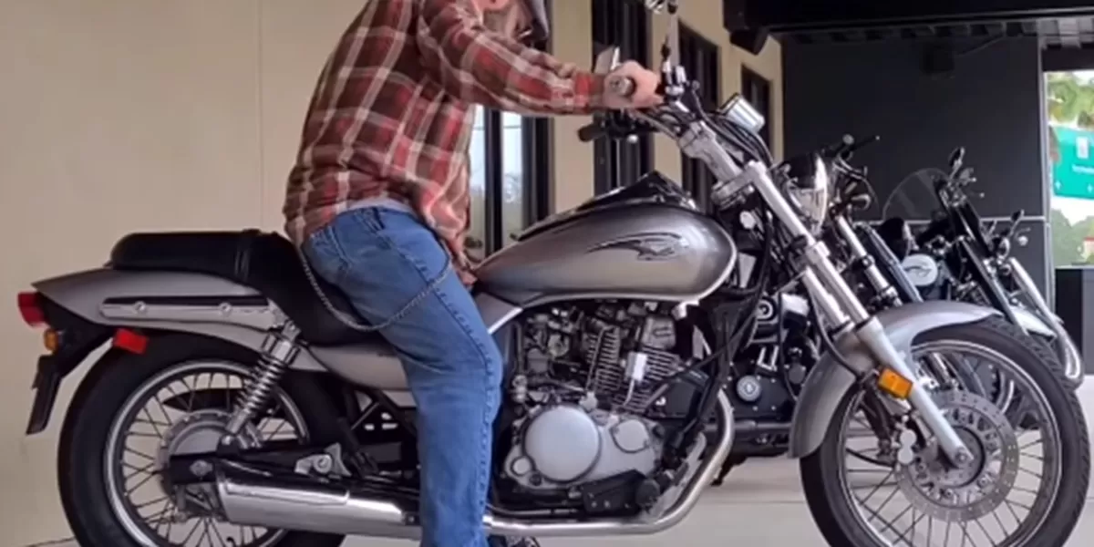 You are currently viewing Mengulik Performa Kawasaki Eliminator 175 untuk Harian