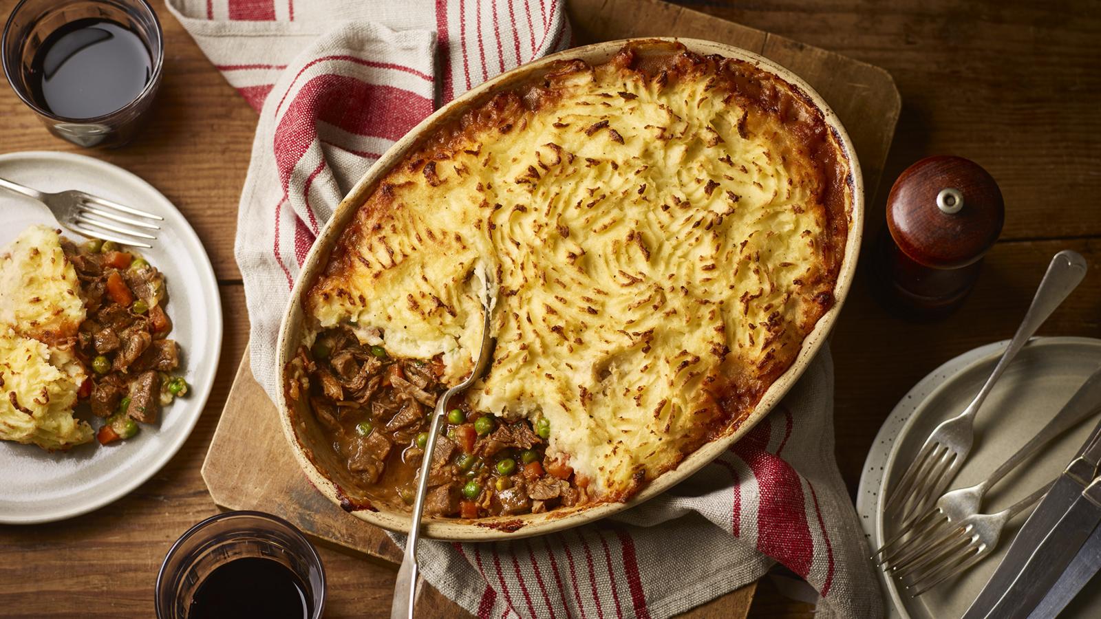 You are currently viewing Shepherds Pie: Kisah Hangat di Balik Hidangan Rumahan yang Penuh Kenangan