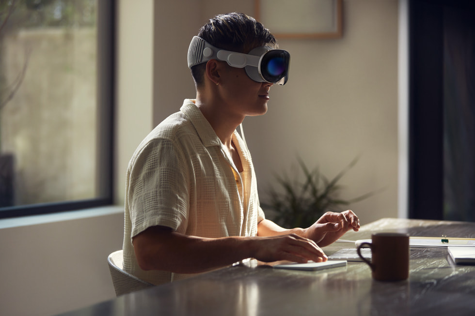 You are currently viewing Vision Virtual Apple, Teknologi Virtual yang Ubah Cara Orang Berinteraksi
